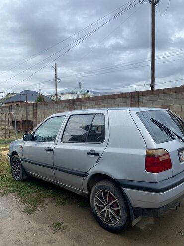 аксессуары для автомобилей: Volkswagen Golf: 1992 г., Хетчбек