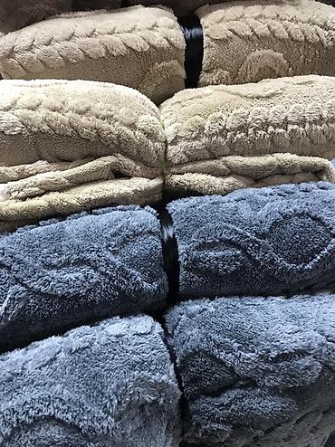 Одеяла и пледы: Плед, Новый, Все сезоны, Двусторонний, Плюшевый — 49