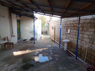 Həyət evləri və villaların satışı: Balaxanı qəs. 4 otaqlı, 200 kv. m, Kredit yoxdur, Orta təmir -da lalafo.az — 3 Həyət evləri və villaların satışı: Balaxanı qəs. 4 otaqlı, 200 kv. m, Kredit yoxdur, Orta təmir — 3