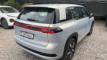 mini ev: AION I60 Plus (электрокроссовер) - Кузов: 5‑дверный SUV, серебристый — 5