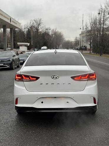 Hyundai: Hyundai Sonata: 2019 г., 2 л, Автомат, Газ, Седан — 4