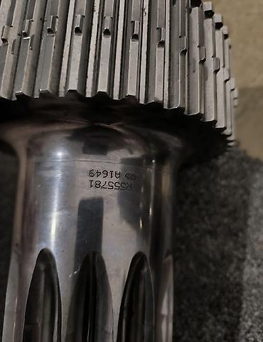 запчасть гигант: Деталь R555781 солнечное зубчатое колесо бортовой передачи John Deere — 2