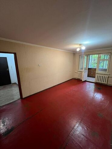 бишкек квартиры продажа: 3 комнаты, 58 м², 104 серия, 1 этаж, Косметический ремонт
