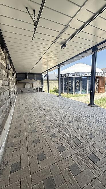 Продажа коттеджей и домов: 4 комнаты, 112 м², 5 соток, Бишкек — 2