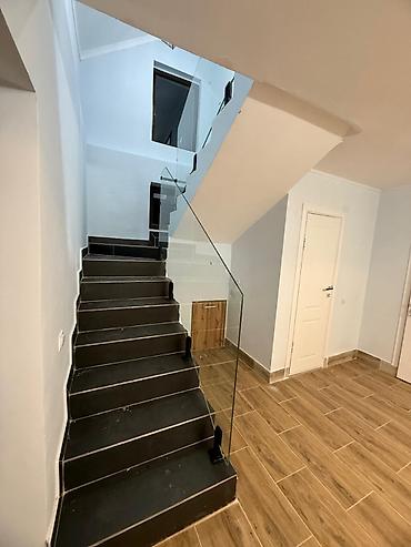 Обшивка лестниц: Обшивка лестниц Материал: Другой материал, Бесплатный замер — 22