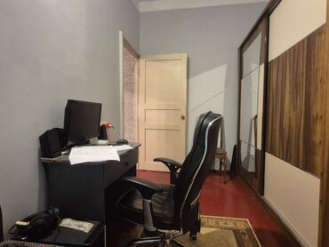 Həyət evləri və villaların satışı: Bakıxanov qəs. 5 otaqlı, 130 kv. m, Kredit yoxdur, Orta təmir -da lalafo.az — 21 Həyət evləri və villaların satışı: Bakıxanov qəs. 5 otaqlı, 130 kv. m, Kredit yoxdur, Orta təmir — 21