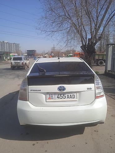 Toyota: Toyota Prius: 2010 г., Гибрид, Хэтчбэк — 5