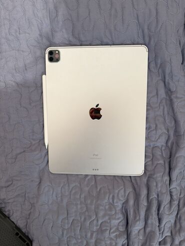 Планшеты: Планшет, Apple, память 128 ГБ, 12" - 13", Wi-Fi, Б/у, Классический цвет - Серебристый