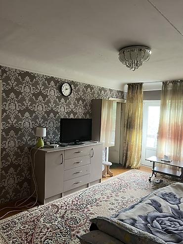 старые квартиры: 1‑комнатная квартира с изолированной комнатой и отдельной кухней — 6