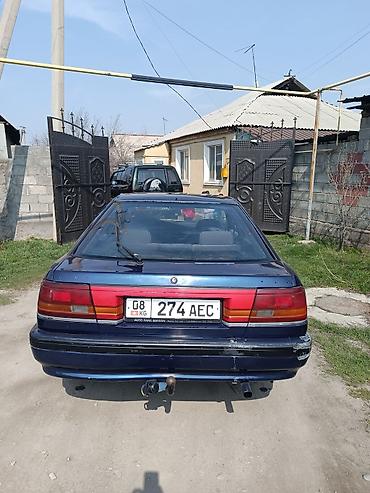 626: Mazda 626: 1990 г., 2 л, Механика, Бензин, Седан — 4