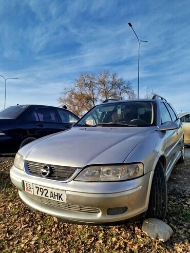 опел зевира: Opel Vectra: 1.8 л, Механика, Бензин