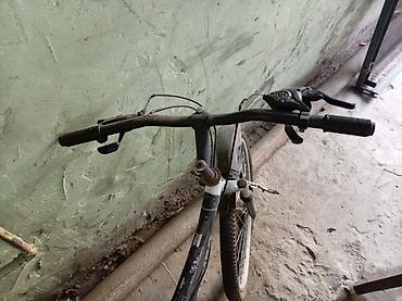 26 velosipedler: Velosiped – RAMBO markalı, şəhər/dağ tipli Xüsusiyyətlər: - Çərçivə — 2