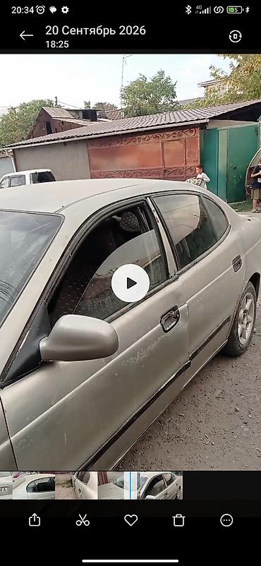 Продаю машину на запчасть машина нахаду с пол пинка заводиться надо