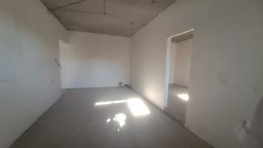 Продажа помещений свободного назначения: Продаю коммерческое цокольное помещение 3х комнатную 68кв.м на первой — 5