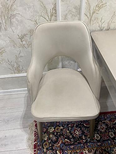 Kreslolar: Yemək otağı üçün dizayn kreslosu - Rəng: açıq bej/krem - Material — 5