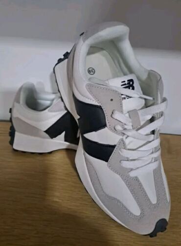 new balance ct302 cena: Skechers, 41, bоја - Šareno