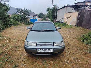 lada oturacaqlar: Vaz 2112 hatchback – 5 qapılı, gümüşü rəng. Kompakt və praktik kuzov — 1