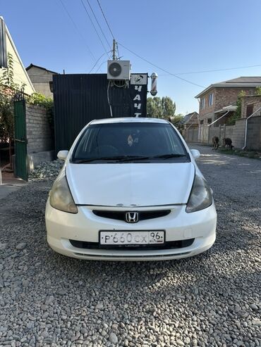 машына автомат: Honda Fit: 1.3 л, Автомат, Бензин, Хэтчбэк