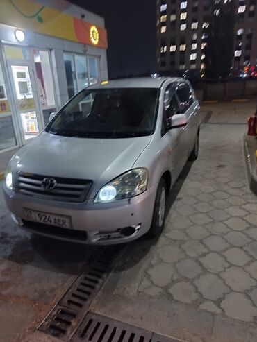 лобовое стекло тойота авенсис: Toyota Ipsum: 2003 г., Универсал