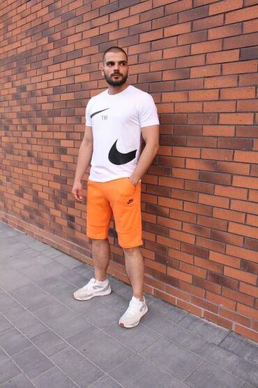 Bermude i šorcevi: Top Ponuda Ekstra kvaliteta Majica 1900 din ️ Bermude 2000 din — 4