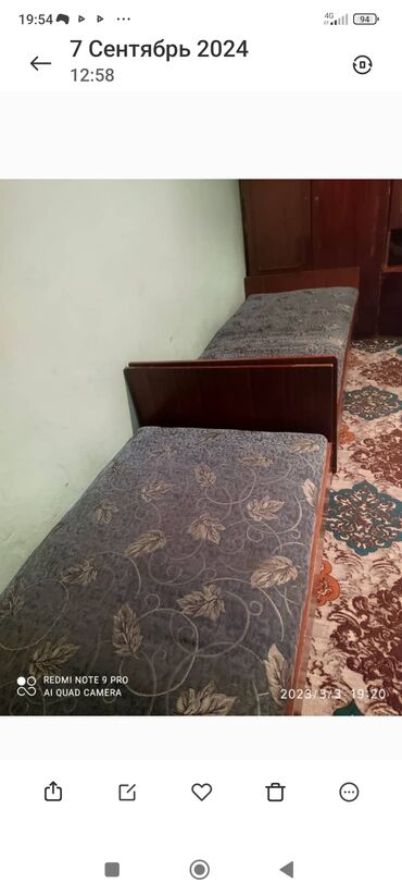 Односпальные кровати: Продаются три односпальные кровати 2000 за штуку