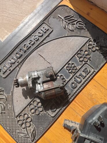 Digər avtomobil ehtiyat hissələri: Toyota Rav 4 ili 2000
Usden cixma orginaldir qiymeti munasib olacaq — 28