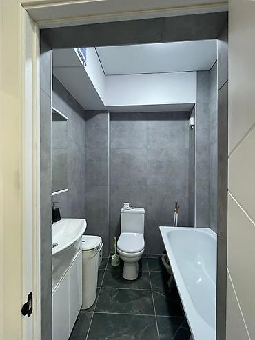 Продажа квартир: 1 комната, 42 м², Элитка, 5 этаж, Евроремонт at lalafo.kg — 9 Продажа квартир: 1 комната, 42 м², Элитка, 5 этаж, Евроремонт — 9