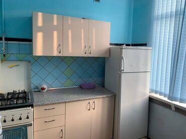 Uzunmüddətli kirayə mənzillər: 28 may metrosunun yaxınlığında tibb universitetinə yaxın 5 mertebeli — 8