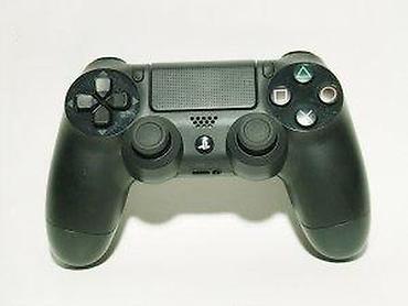 PS4 (Sony Playstation 4): U ponudi originalni džojstici za Playstation 4 konzole. Više komada na — 4