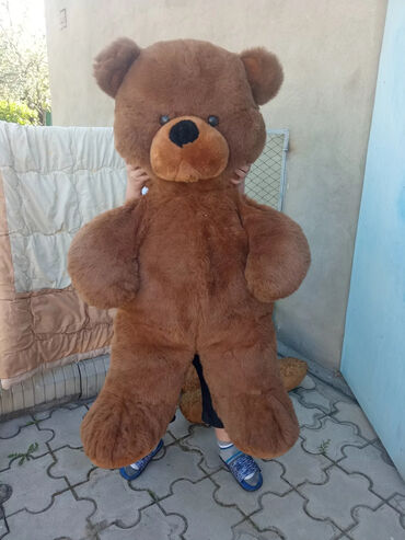 детский робот: Продаю мягкую игрушку медведь размер высота 1метр 80см