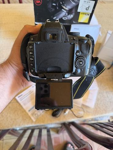 16 pro kabro: Nikon D5000 DSLR fotoaparat dəsti Xüsusiyyətlər: - 12.3 MP DX-format — 2