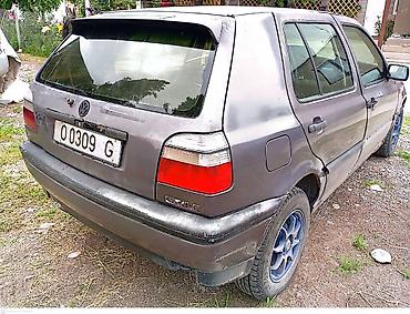 wolksvagen vento: Volkswagen Golf: 1995 г., 1.6 л, Механика, Бензин, Хэтчбэк — 4