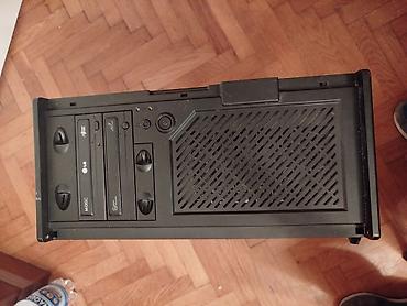 Ostali kompjuterski delovi: Kuciste za kompjuter. Spojio plocu,napajanje radi i power taster je — 10