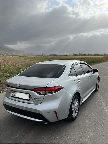 corolla runx: Toyota Corolla: 2020 г., 1.8 л, Вариатор, Гибрид, Седан — 4