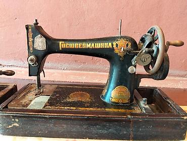 qalin teker velosiped: Mexanik tikiş maşını – retro/antik model - Korpusu tökmə metal, üstü — 1