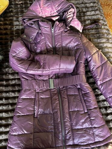 брендовые спортивные костюмы женские: Стеганая женская куртка-пуховик фиолетового цвета. - Длина: средняя