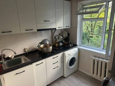 Продажа квартир: 2 комнаты, 44 м², 104 серия, 3 этаж, Евроремонт