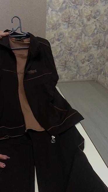 футболка: Qadın üçlü dəst – S Semina brendi Tərkib: - Yüngül jaket: qısa — 3