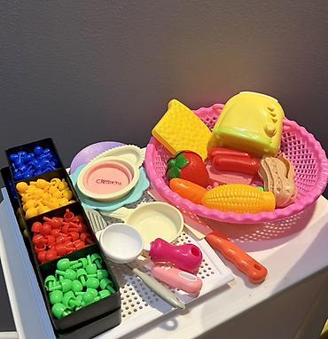 полки для игрушки: Детский набор: этажерка на колесиках + контейнеры для хранения и — 2