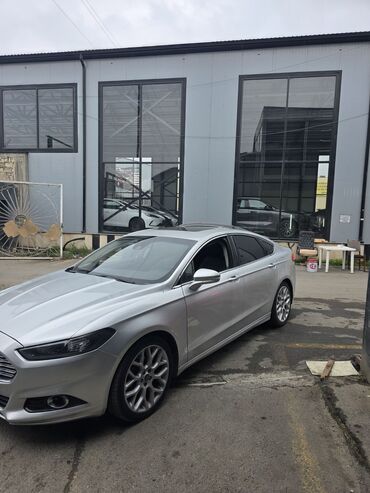 BMW: BMW 5 Series (F10) sedan – gümüş rəng. Texniki xüsusiyyətlər və — 1