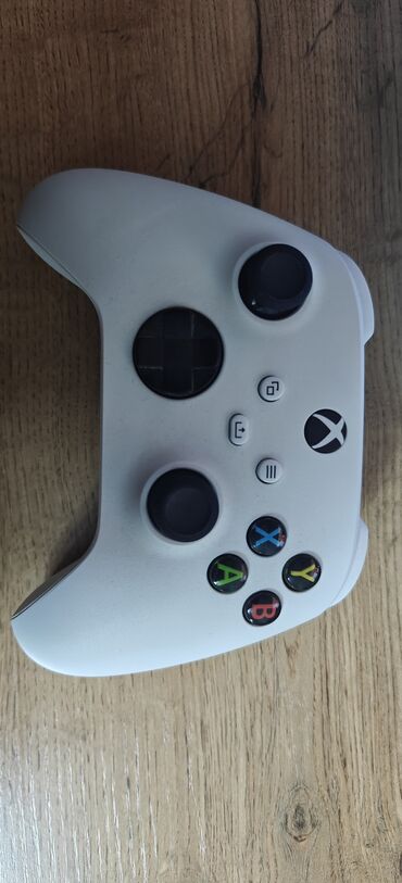 приставка игра: Беспроводной геймпад Xbox (модель Series) — белый - Оригинальный Xbox