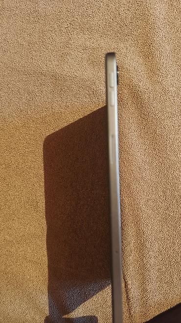 графический планшет: Redmi Pad 2 planşet Xüsusiyyətlər: - Ekran: 9.7 düym, 2K təsvir — 3