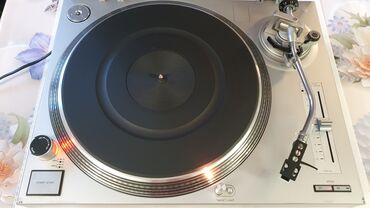 Другая аудиотехника: Продаю проигрыватель виниловых дисков (пластинок). Оригинал. Отличное — 6