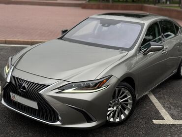 Lexus: Lexus ES: 2019 г., 2.5 л, Вариатор, Гибрид, Седан