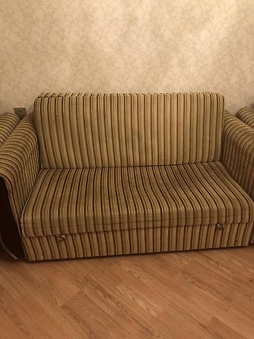 sunger: 3 parçalı yumşaq mebel dəsti - Tərkib: 1 ədəd divan (2-3 nəfərlik) + — 2