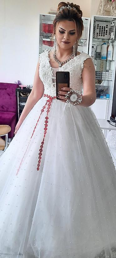 toy xoncaları: Gəlinlik paltarı – Şahzadə (A-line/Ball gown) silueti - Rəng: ağ — 1
