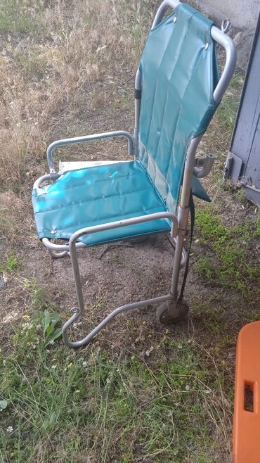 Медтовары: Продаю кресло для транспортировки больных .складное из германии