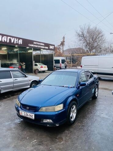 на виндом: Honda Accord: 1997 г., 1.8 л, Автомат, Бензин, Седан