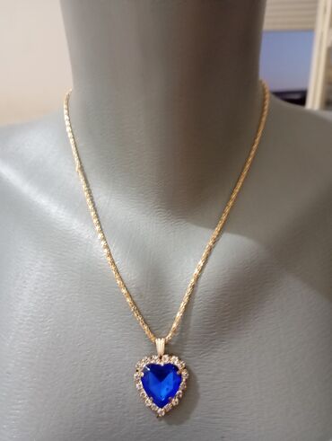 Setovi nakita: Set elegantnih ogrlica – zlatni ton - Ogrlica sa leptirićem: nežan — 10