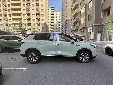 bmv satisi: Krossover/SUV – açıq yaşıl rəng, qara dam və tünd şüşələr Xarici: - — 2